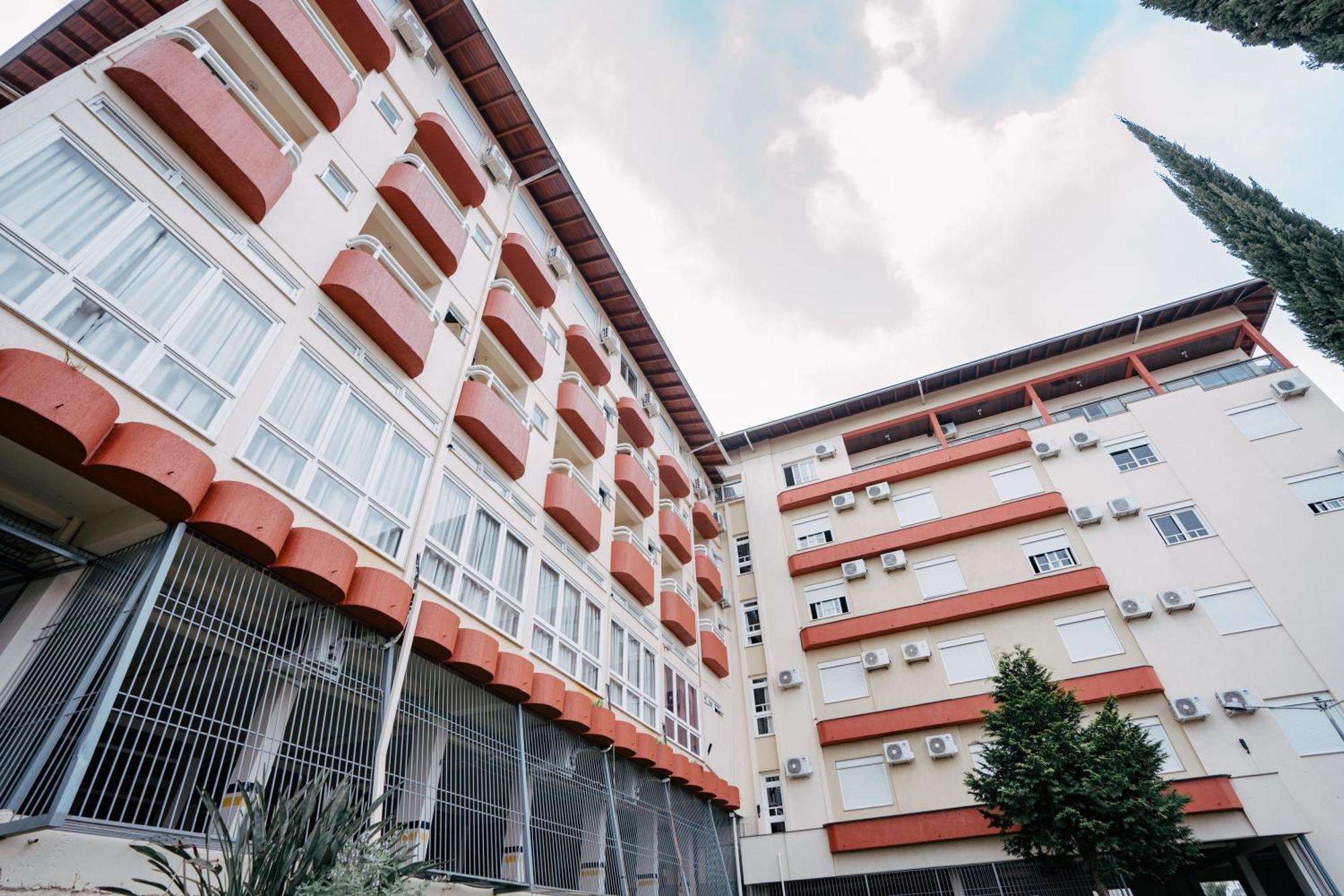 Prata Villaggio Hotel 3*